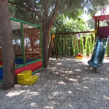 Hunters (adults Only) * Assos