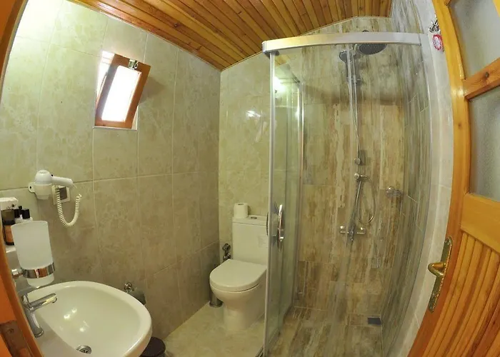 Hotel Hunters (adults Only) Assos